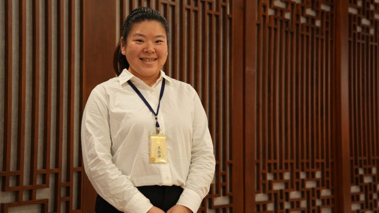 Read more about the article 首次參與 王伶尹：走過挫折的五大論學習，在台慈辯論營重新找回相信